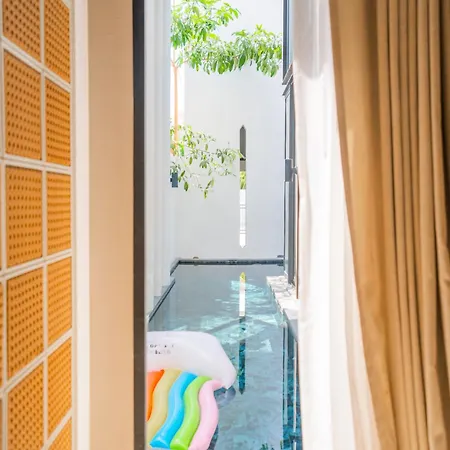 Villa 芭提雅市中心现代奢华风格别墅