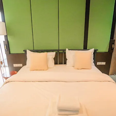 芭提雅市中心现代奢华风格别墅 Pattaya