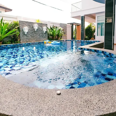 Lagoon 8bhk Luxury Pool Pattaya