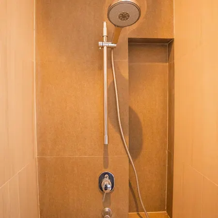 Villa 芭提雅市中心现代奢华风格别墅