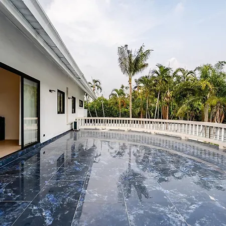 Villa Luxury 5 Bedroom Private Party Pool Pattaya