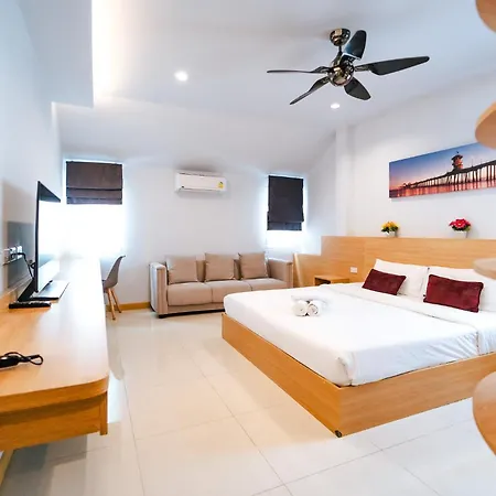 Lagoon 8bhk Luxury Pool *