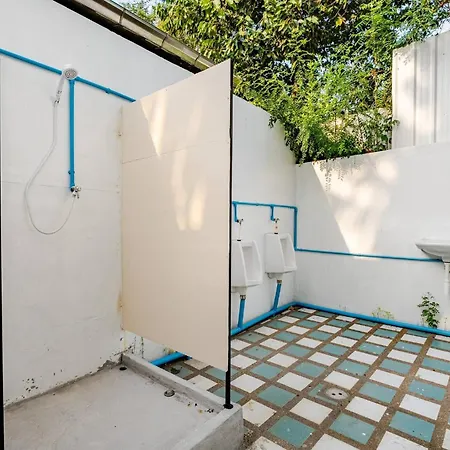 Luxury 5 Bedroom Private Party Pool