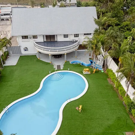 Luxury 5 Bedroom Private Party Pool Pattaya