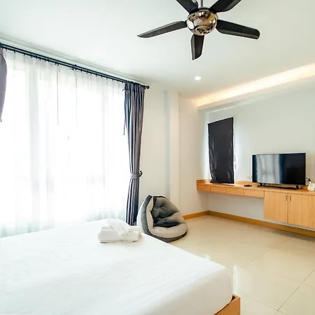 Lagoon 8bhk Luxury Pool Pattaya