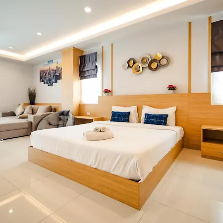 Lagoon 8bhk Luxury Pool * Pattaya