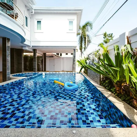 Lagoon 8bhk Luxury Pool Villa *