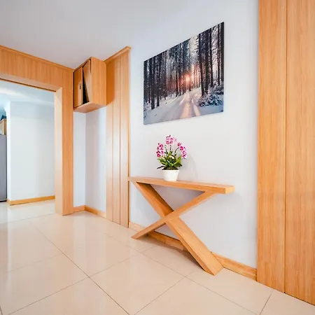 Lagoon 8bhk Luxury Pool *