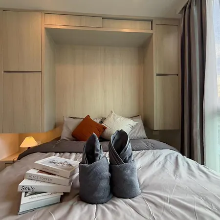 Cozy Entire 7th Floor With View Pattaya