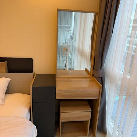 Apartment Brand New Condo! Grand Avenue &