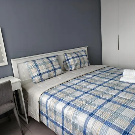 1br 23 High Floor Pool View Close To Walking Street *