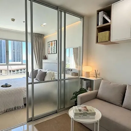 Newly Renovated Sea View Near The Sea And Terminal 21 In * Pattaya