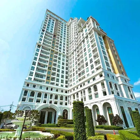 Luxury At Empire Tower Pattaya