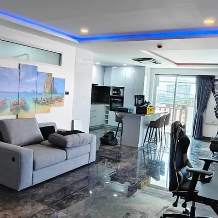 Apartment Royal Hill