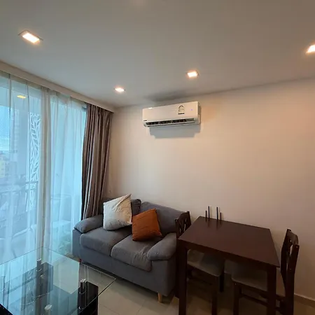 Apartment Cozy Entire 7th Floor With View Pattaya