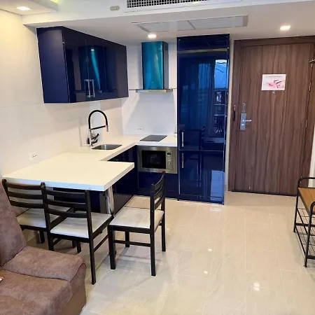 Brand New Condo! Grand Avenue & *
