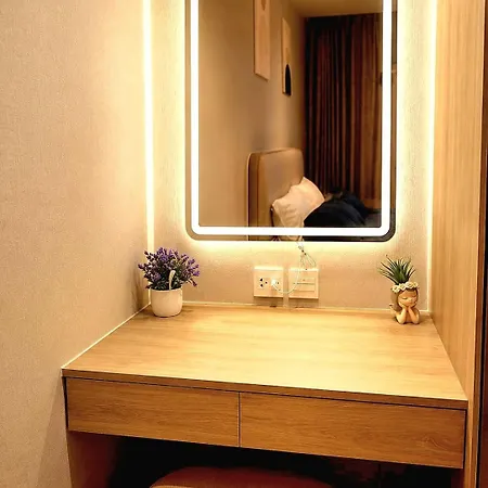 Modern Quiet Once With Pool & Walk To T21&gym&wifi Apartment