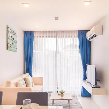 Apartment In Downtown With Rooftop Pool *