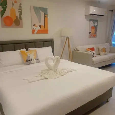 Big Jomtiean Beach259 *