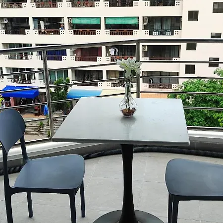 Jomtien Plaza Pattaya