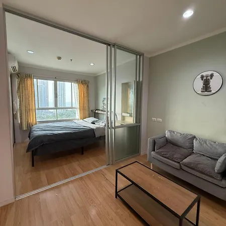 Prime Location In Lumpini, Songthaew Service At The Doorstep, Close To Terminal 21, 7-eleven Downstairs For Convenience Apartment Pattaya