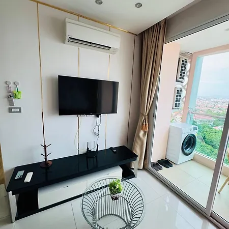 Style Near High Floor Pattaya