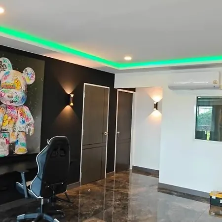 Apartment Royal Hill