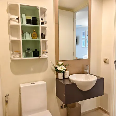 Luxury 7 Pool View Close To Walking Street Apartment Pattaya