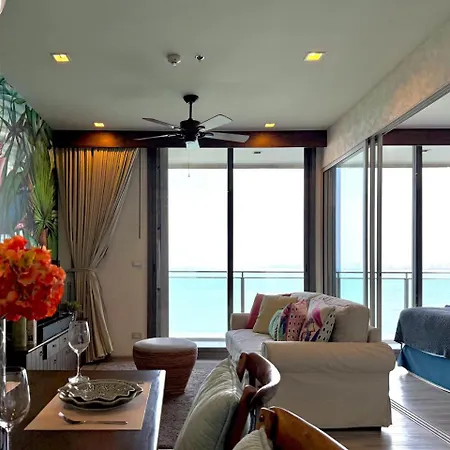 Apartment Cozy 2br L Sea View L Pool And Gym Pattaya