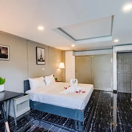 Del Max เดล แม็กซ์ พัทยา Apartment *