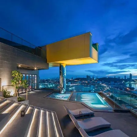 Edge Near & Walking Street Apartment Pattaya