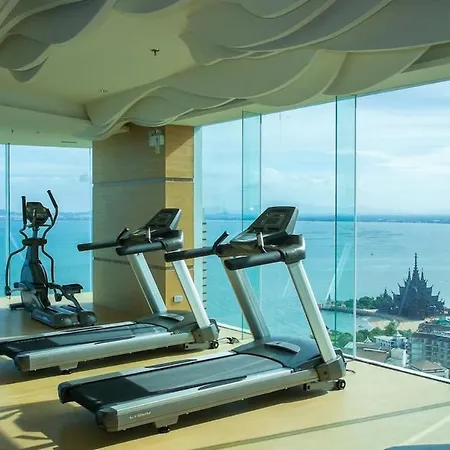 W-tower Wongamat Beachfront Pattaya
