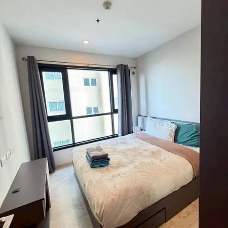 Apartment Next To And Mall