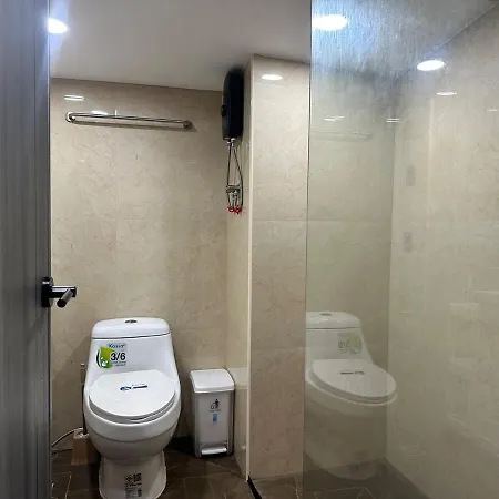 Beautiful 2-bedroom With Pratamnak Sea View Apartment Pattaya
