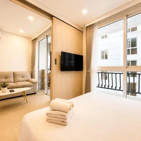 Apartment Olympus Garden Vacation Stunning Pool Pattaya