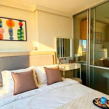 Apartment Newly Renovated Sea View Near The Sea And Terminal 21 In *