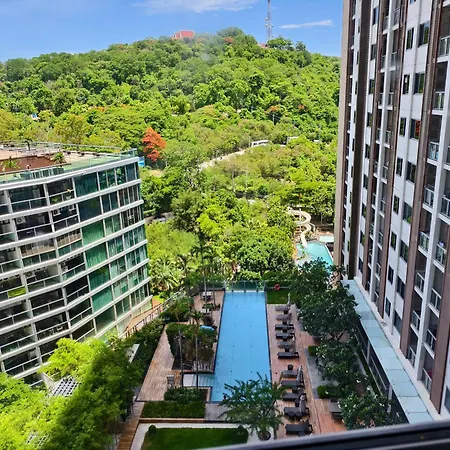 1br High Floor Pool View Close To Walking Street *
