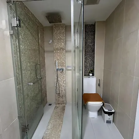 Centara Center Apartment *