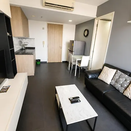 Sea View 2 Bedroom Next To Pier & Walking Street Apartment