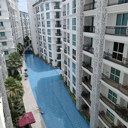 芭堤雅市中心 奥林巴斯城市花园 近步行街和海滩的水系公寓 泳池景观 可带榴莲和山竹 阳台可吸烟 Apartment