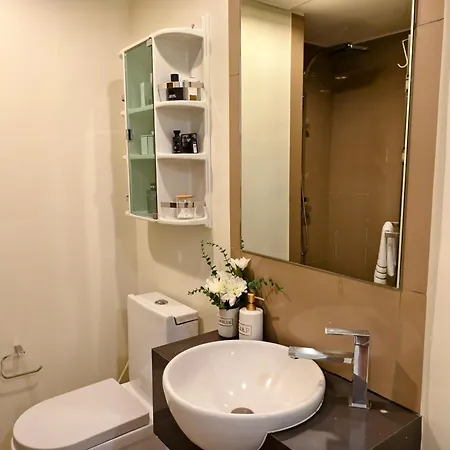 Luxury 7 Pool View Close To Walking Street Apartment Pattaya