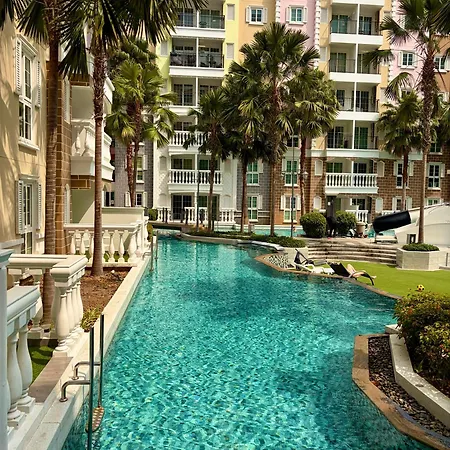 Maison Bleu Jomtien *