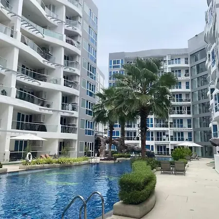 Vacation & & Grand Avenue Apartment Pattaya