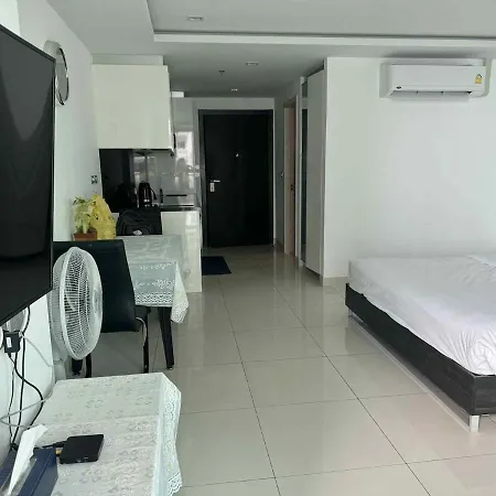 W-tower Wongamat Beachfront * Pattaya