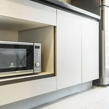 Patttaya I Excellent Location Apartment *