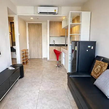 Apartment Luxury Balcony View With Open Sky And Greenery Pattaya
