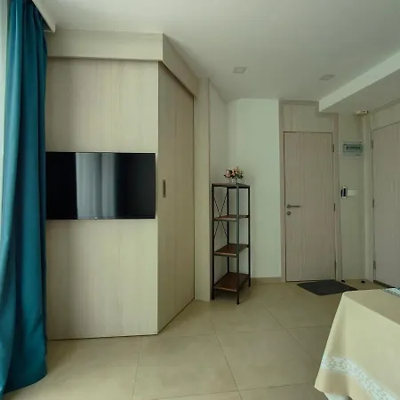 Apartment 芭堤雅市中心 奥林巴斯城市花园 近步行街和海滩的水系公寓 泳池景观 可带榴莲和山竹 阳台可吸烟 Pattaya