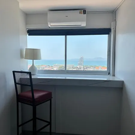 Beautiful 2-bedroom With Pratamnak Sea View Apartment Pattaya
