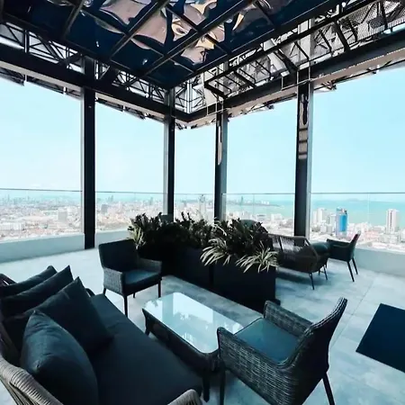 Modern Quiet Once With Pool & Walk To T21&gym&wifi Apartment