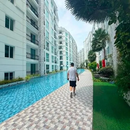 Cozy Entire 7th Floor With View * Pattaya
